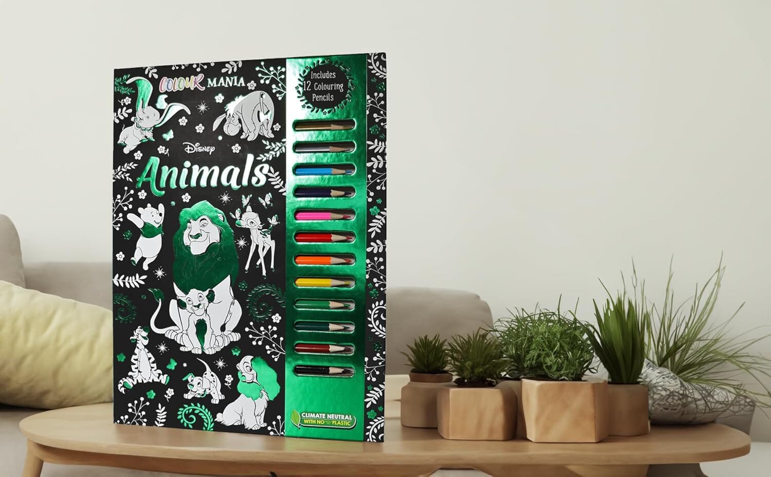 Disney: Animals Colouring Book With 12 colouring pencils! by Walt Disney - Ages 10-18 - E-B00k